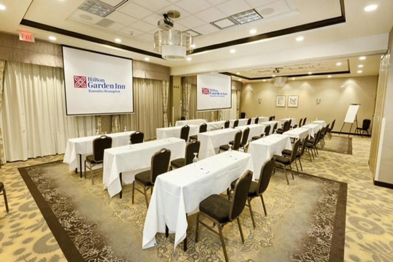 Hilton Garden Inn Toronto/ברמפטון מראה חיצוני תמונה